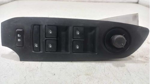 INTERRUPTOR VIDRO DIANT. ESQ CHEVROLET TRACKER 1.8 2015