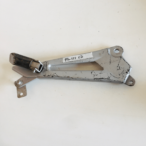 Bacalhau Pedaleira Direita Yamaha Ybr125 00 A 08 Original